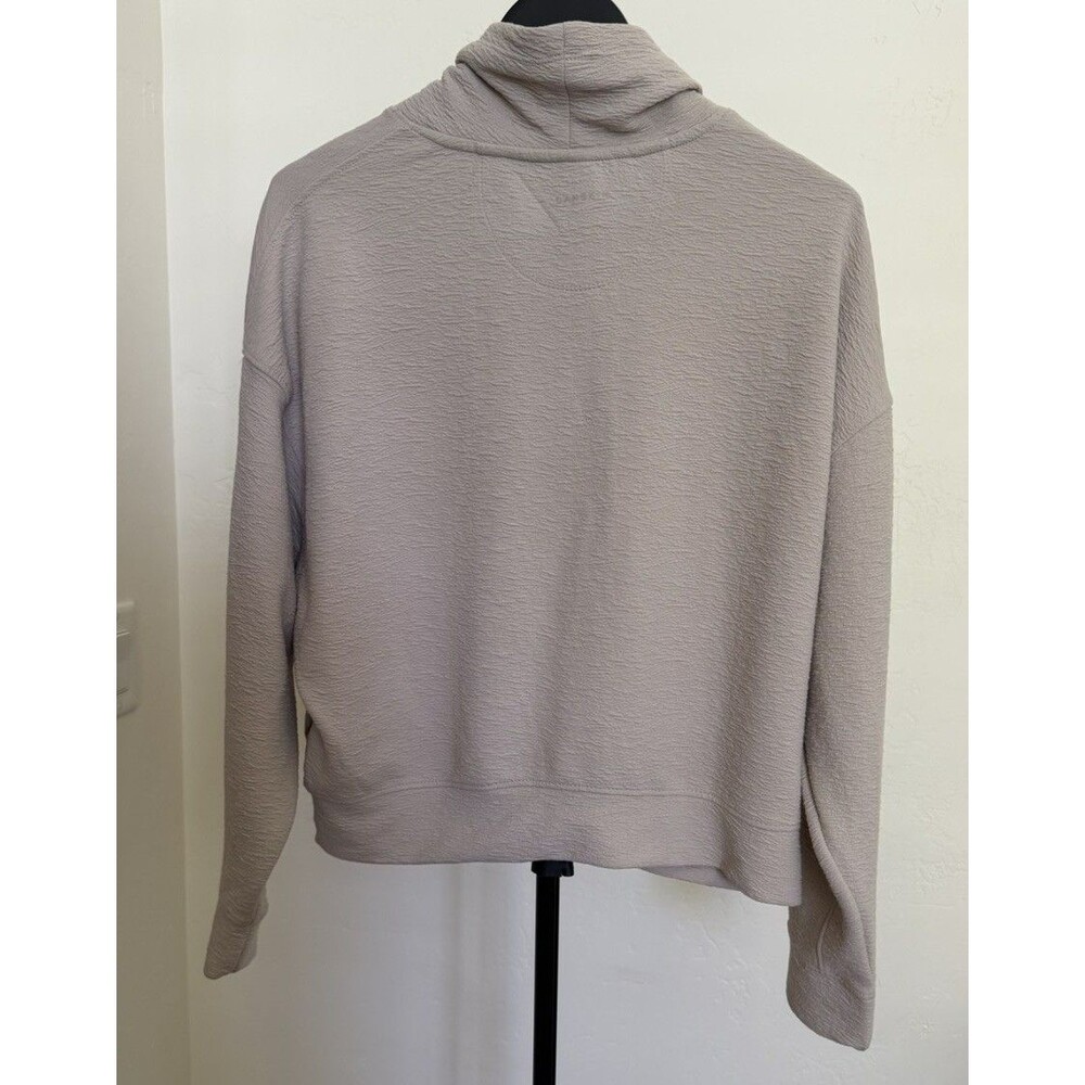 New Danskin Funnel Neck Textured Crop Top S Mushroom Dance Active Yoga Small - Picture 3 of 10